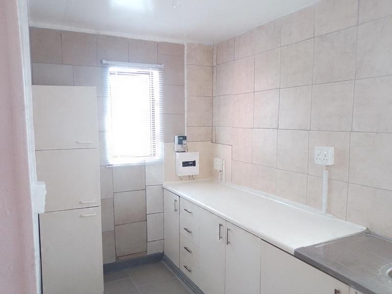 To Let 1 Bedroom Property for Rent in Crawford Western Cape